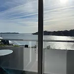 Appartement Belle Vue Mer Sur La Baie De Trestraou A Perros-Guirec - Ref 913